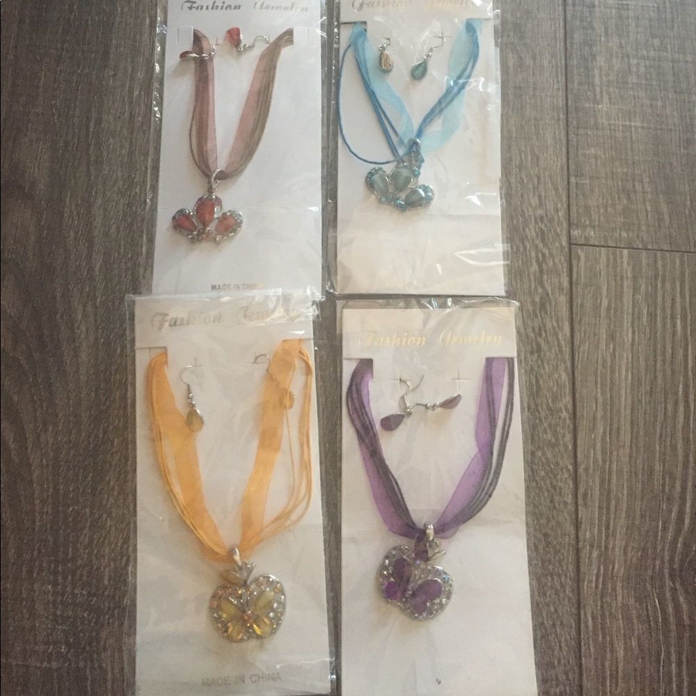 Brand new necklace and earring sets